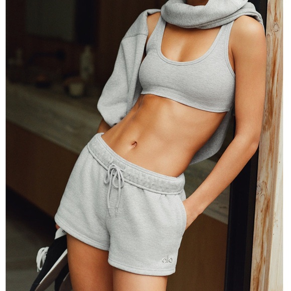 ALO Yoga Pants - ALO Yoga Heather Gray Lounge short